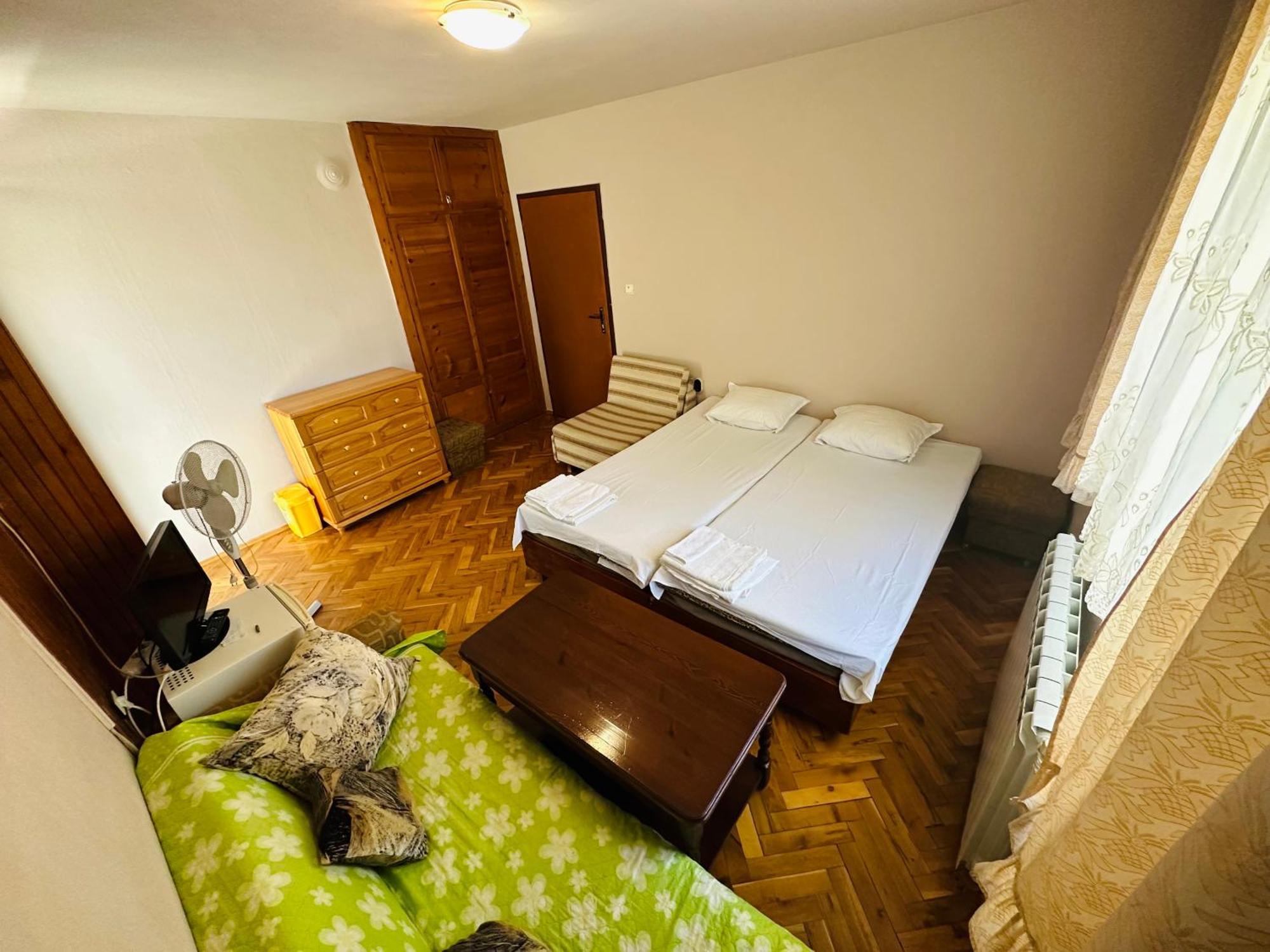 Kesta Sus: Beachside Apartments with Private Terraces in Nesebar Exterior photo
